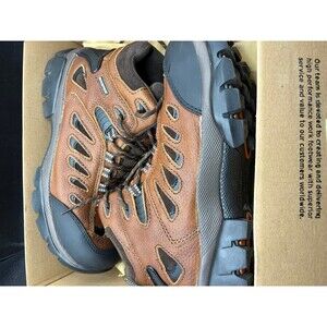 NAUTILUS SAFETY FOOTWEAR Hiker Boot: Men's, Size 10, EE, Brown, Steel Toe Cap, R